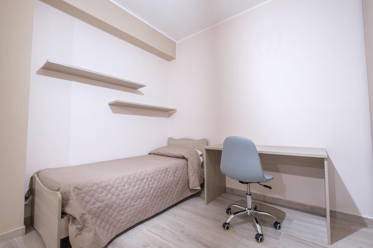 Damilhouse 1 Apartment Messina Bagian luar foto